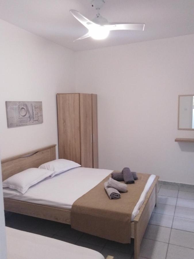 Niki Stavros Comfort Studios Kültér fotó